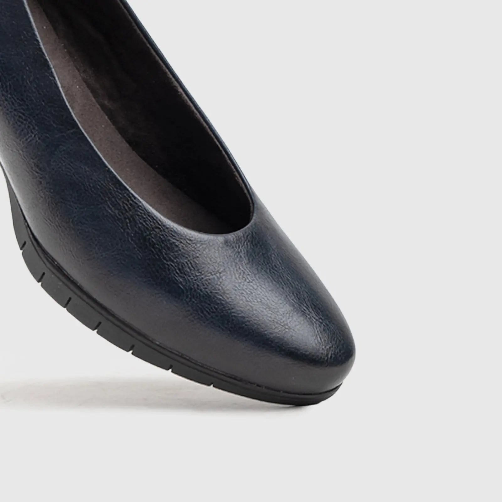 Soft Style Makana Comfort Heel 289-2 Heels | familyshoecentre