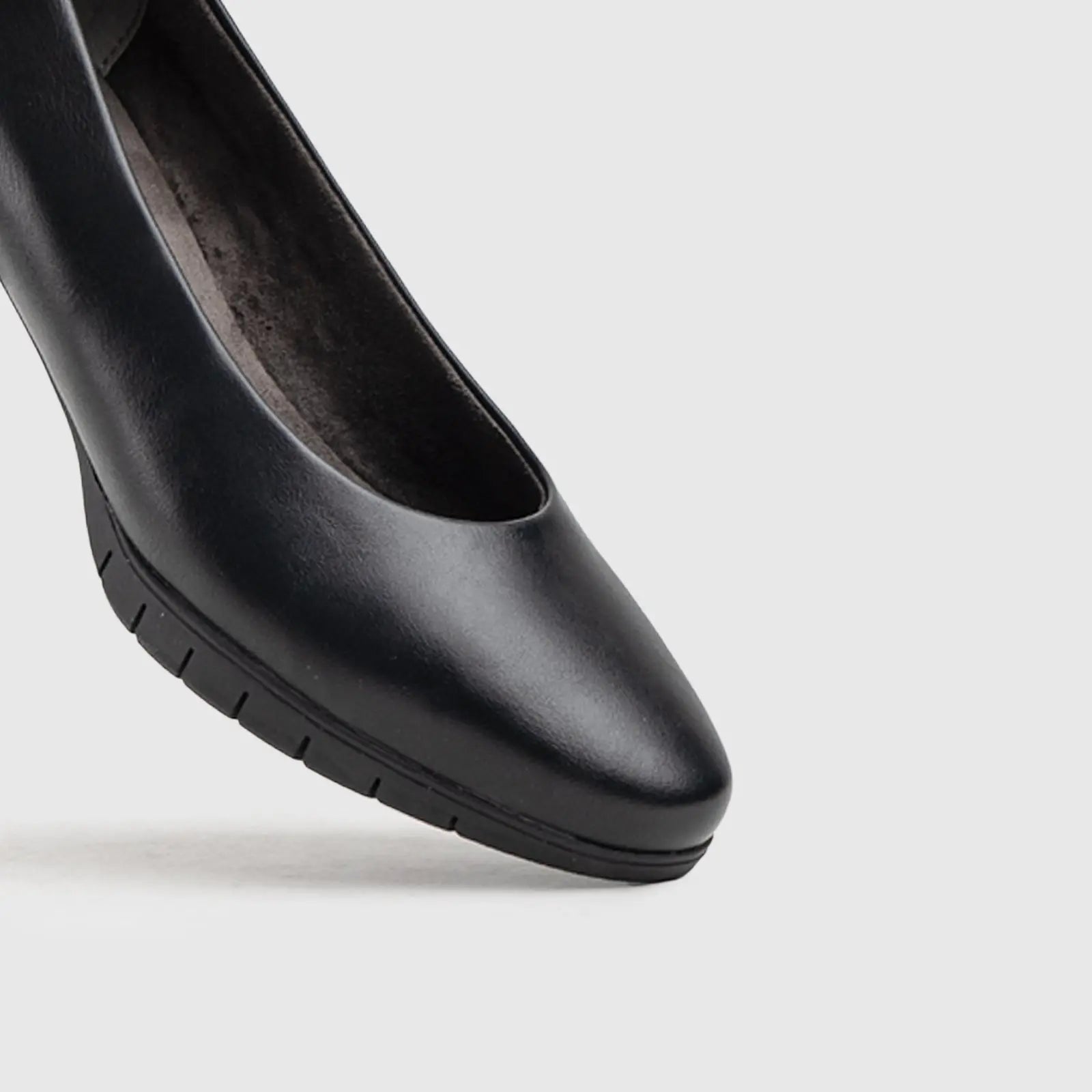 Soft Style Makana Comfort Heel 289 Heels | familyshoecentre