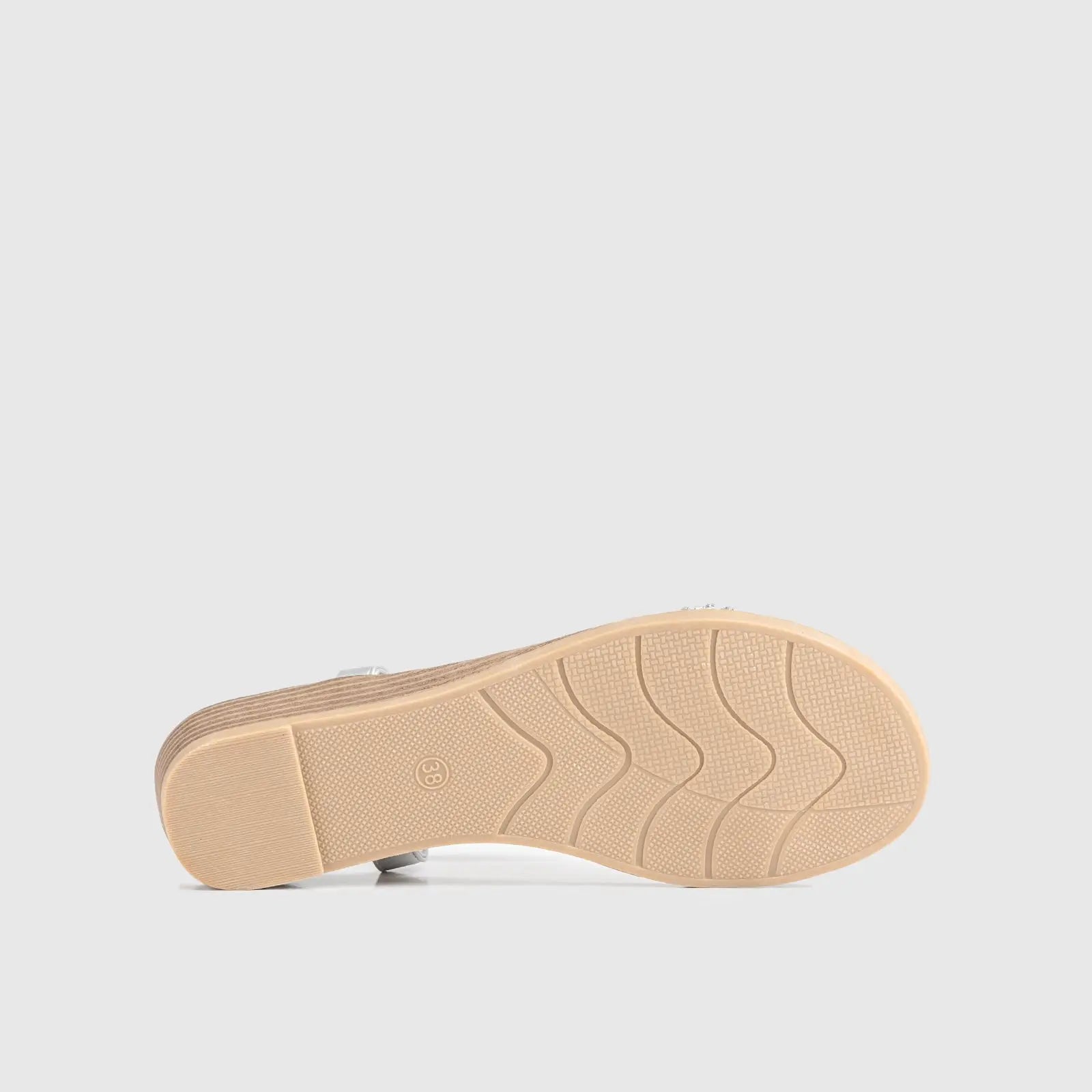Soft Style Naila Flat Comfort Sandal Silver 01484 Sandals | familyshoecentre