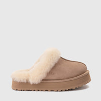 Ugg Ladies Clog Disquette 1122550 in sand suede with cream shearling collar and platform sole, side view