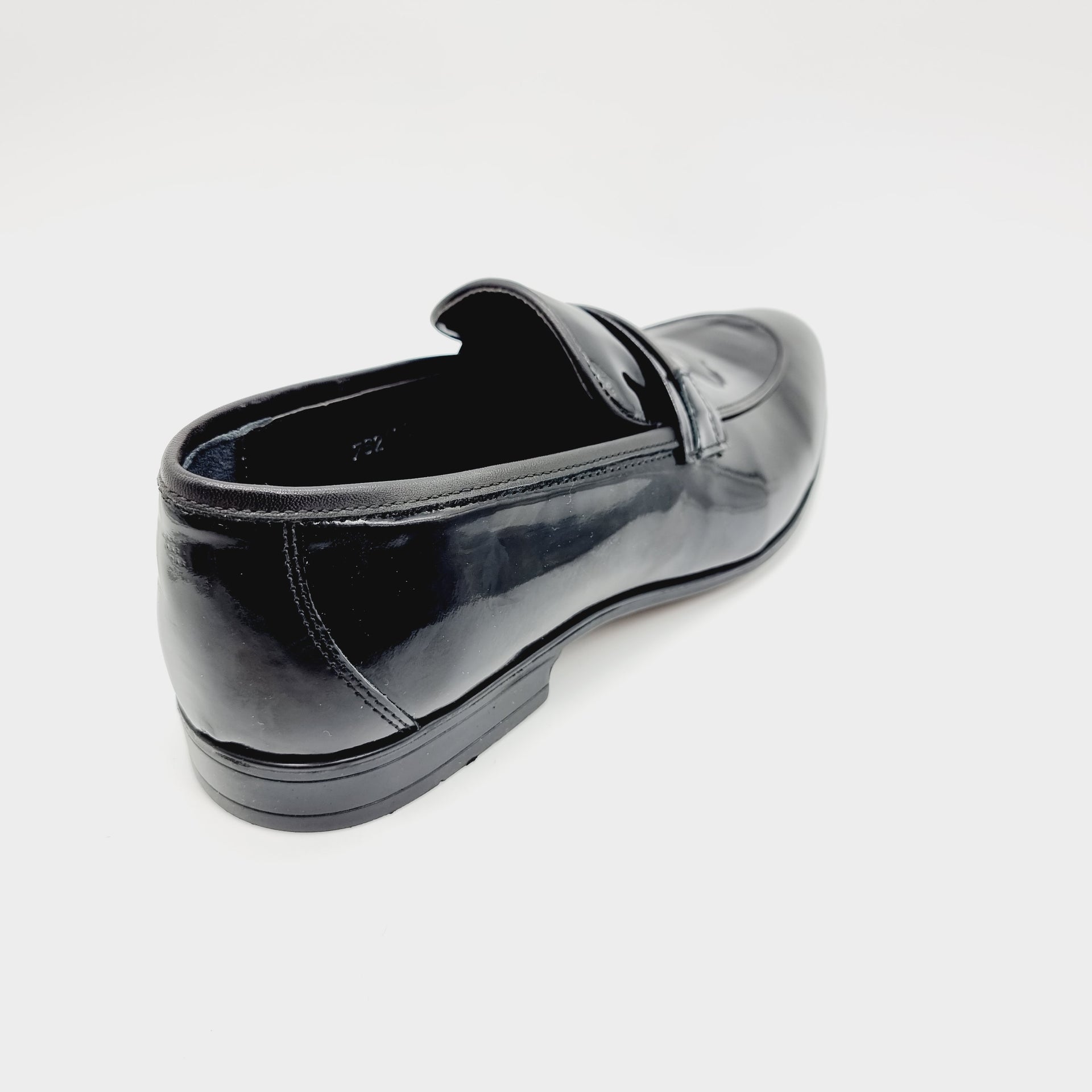 STREET SPIRIT SS10 BLACK Loafers | familyshoecentre