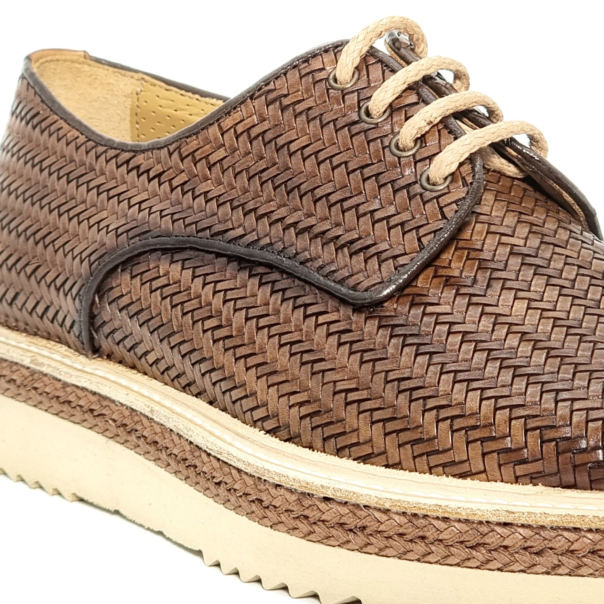CALCE 37423 BROWN Oxfords | familyshoecentre