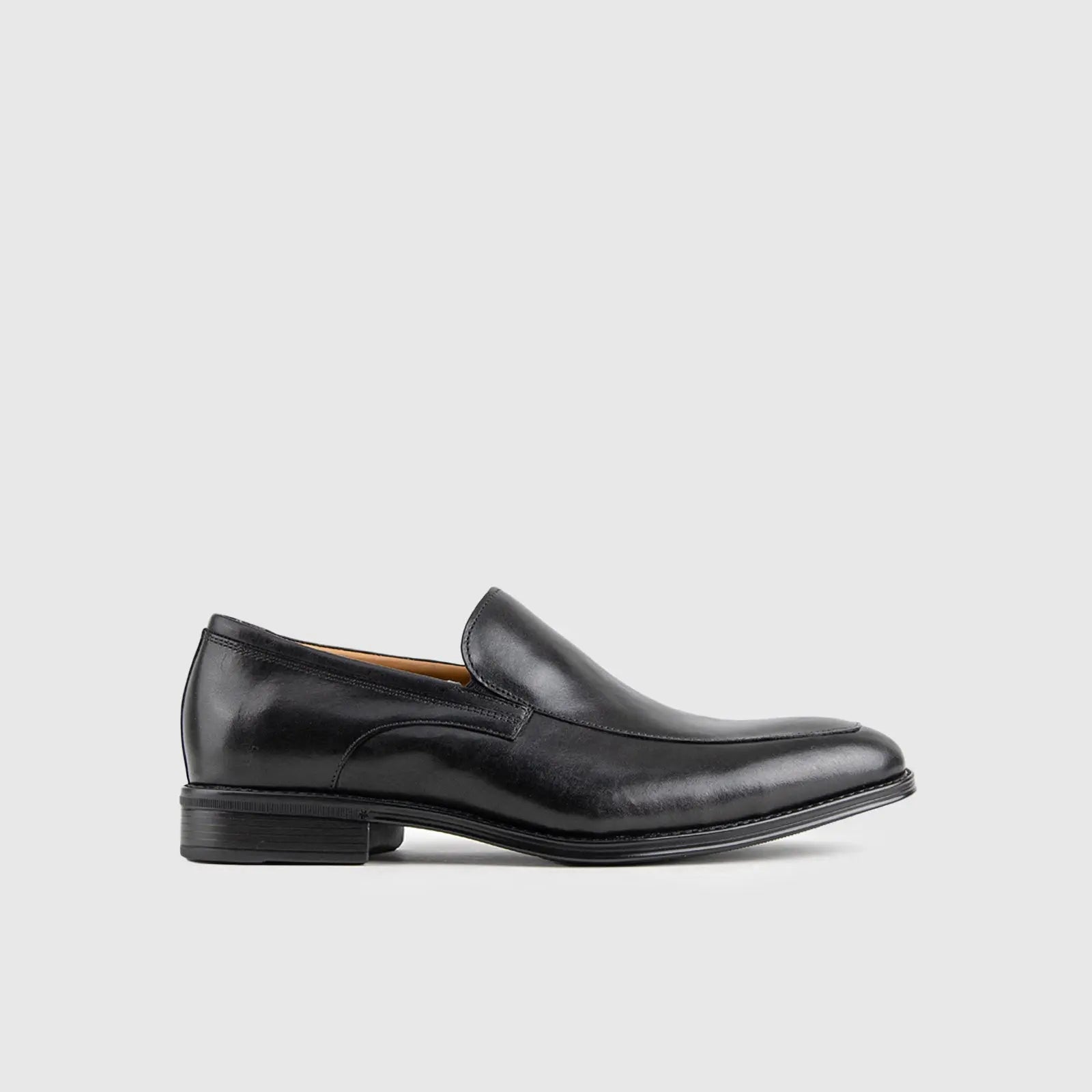 FLORSHEIM AMELIO MOC TOE BLACK Oxfords | familyshoecentre