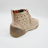 KAR 2563 BEIGE Sneakers | familyshoecentre
