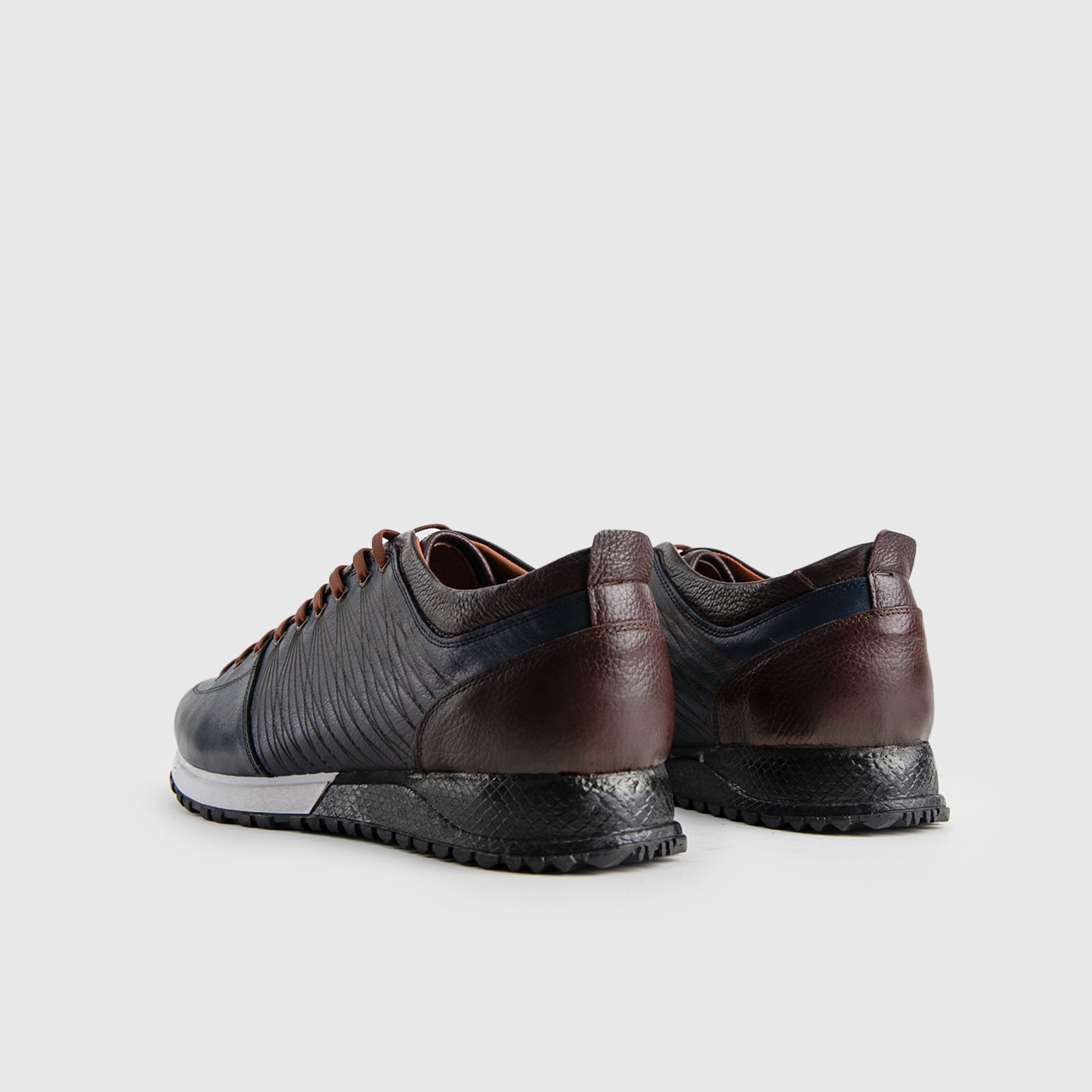Tardelli 4332 Sneakers | familyshoecentre